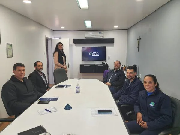 Treinamento comercial reúne representantes do movimento lojista de Alegrete e região 3 treinamento comercial reune representantes do movimento lojista de Alegrete