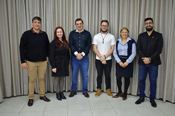 CDL Jovem de Novo Hamburgo se reúne com a presidente do Lar São Vicente 6 cdl jovem nh