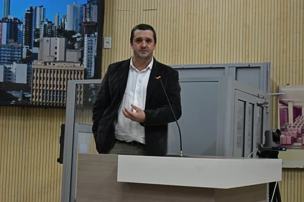 Diretor da CDL Jovem encerrou Seminário de Desenvolvimento Econômico 4 diretor cdl jovem