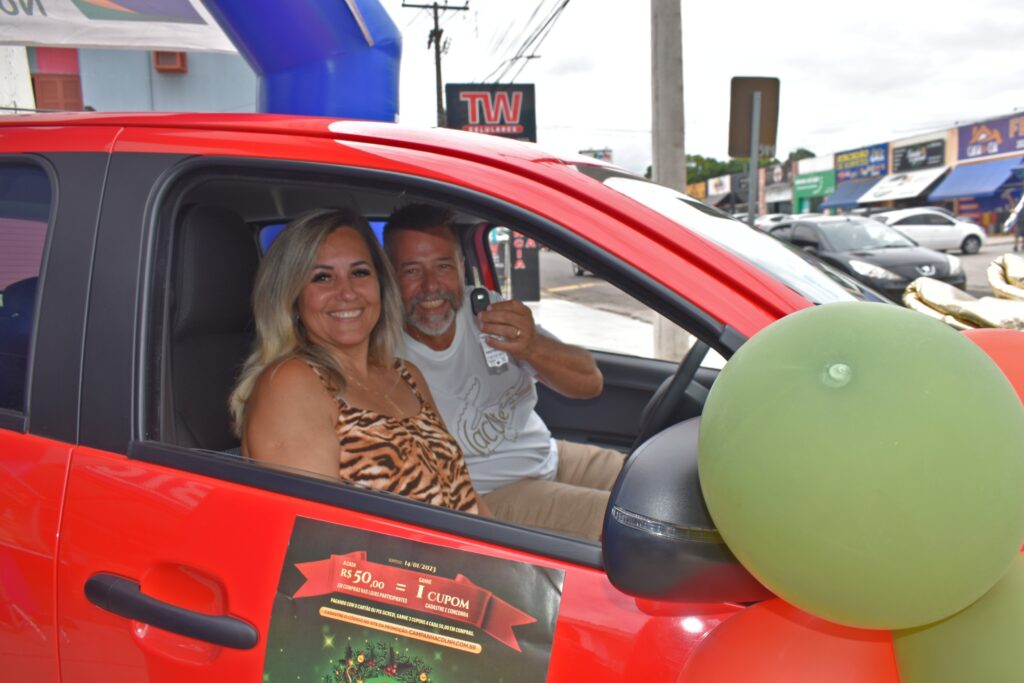 CDL-NH entrega carro da campanha Natal Premiado e deixa consumidor feliz 2 418815 1048537 dsc 0137