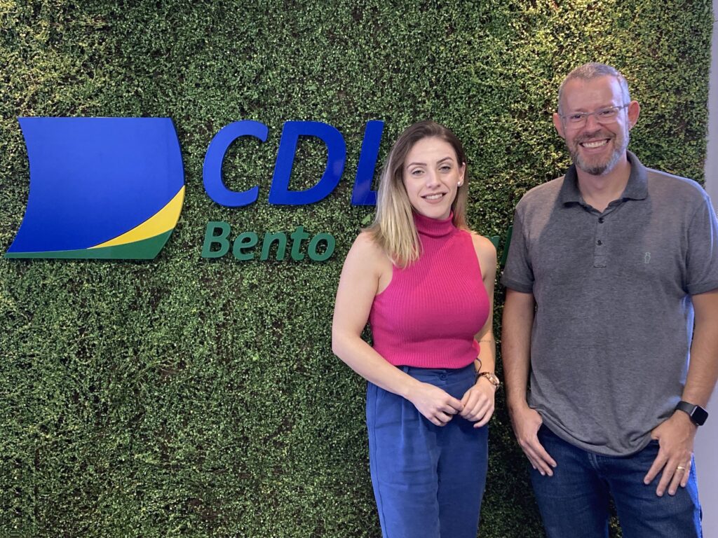 Jucieli Peccin assume coordenação da CDL Jovem de Bento Gonçalves 6 420856 1054086 jucilei peccin e leonardo carboni da cdl jovem de bento gonA alves 1