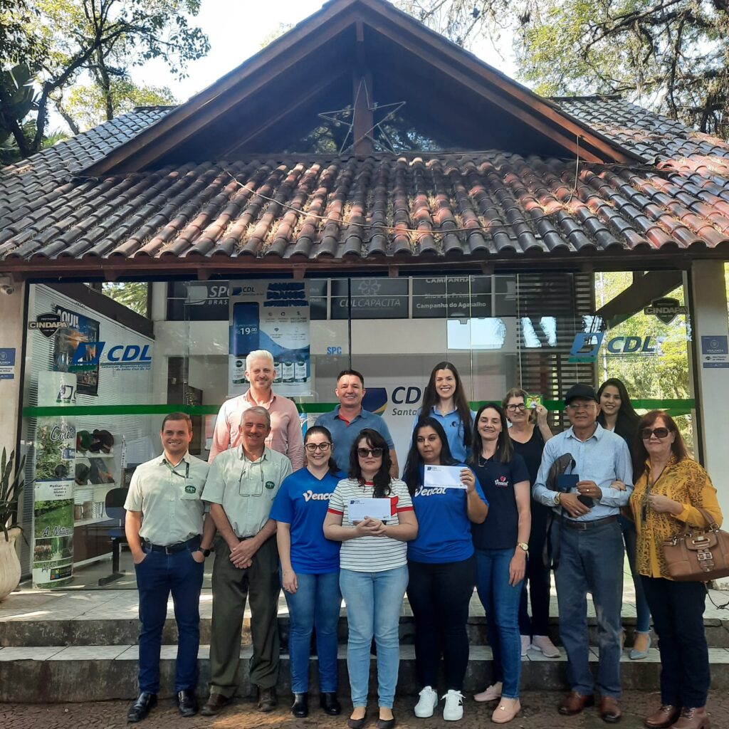 CDL Santa Cruz realiza entrega de prêmios do Dia das Mães 11 422860 1060180 db1998db c2e6 43b4 b783 09f6573fe195