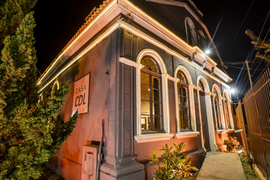 Casa de Cultura da CDL-NH é reaberta após reforma 7 WEB 11