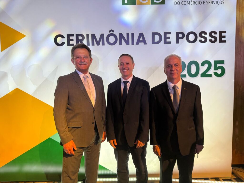 Federação Varejista reforça presença nas discussões nacionais do comércio 3 Mauricio Sainoff Presidente FCDL Sao paulo Jose Carlos Magalhcaes Pinto VP da CNDL