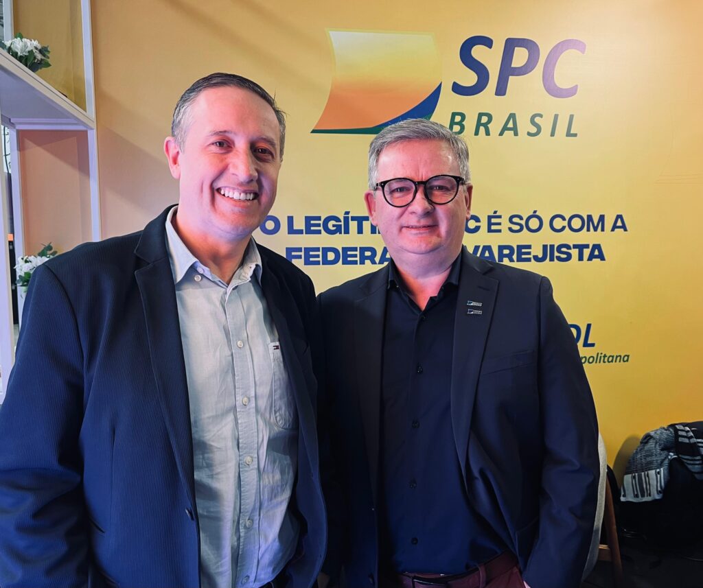 Federação Varejista apresenta soluções e fortalece relacionamentos na FBV 8 Marcos Carbone e Ivonei Pioner