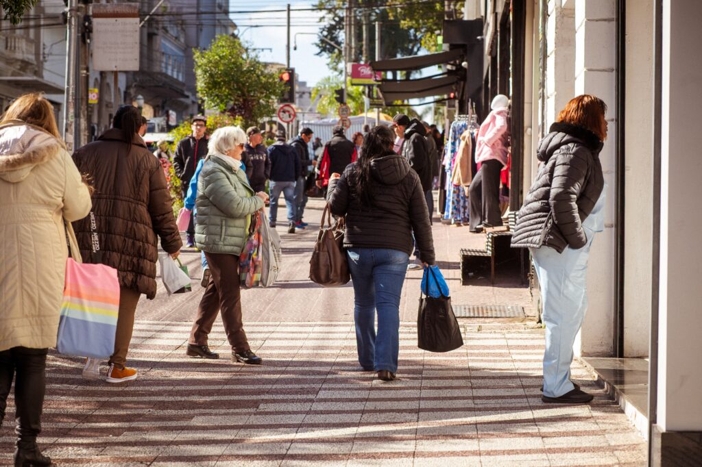 Inadimplência em Caxias do Sul cresce 13,6% no segundo trimestre 11 341 da populacao economicamente ativa do municipio possui dividas no SPC Brasil credito Fabio Grison