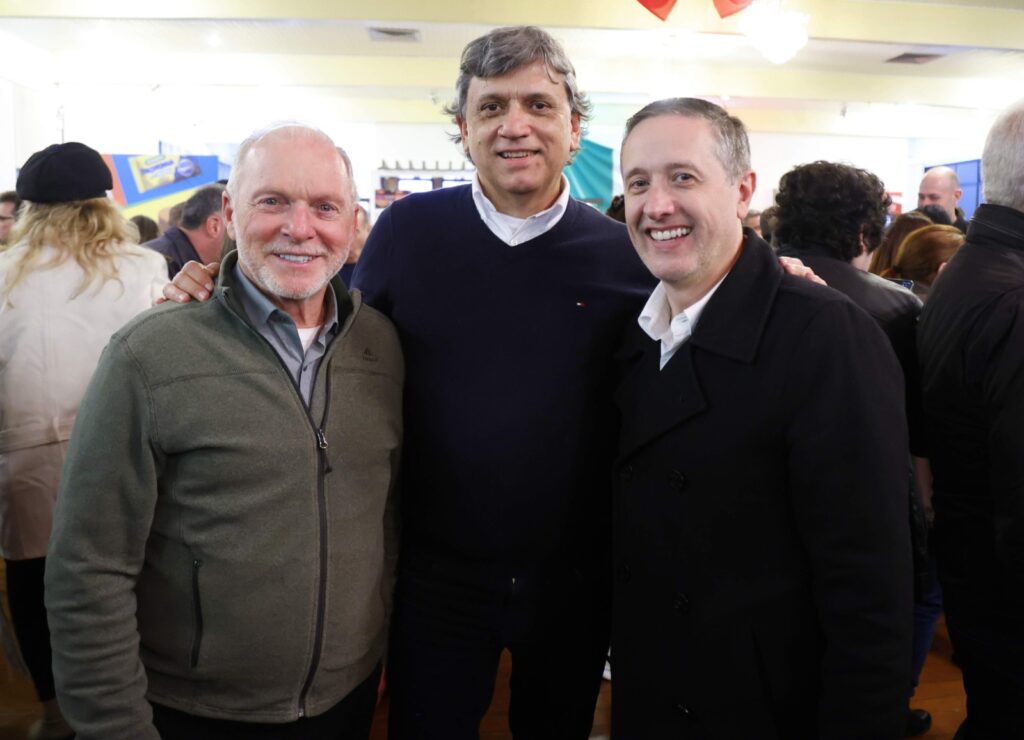 Federação Varejista prestigia “Uma Noite Italiana”, promovida pela AGAS 10 WhatsApp Image 2025 07 15 at 16.52.42