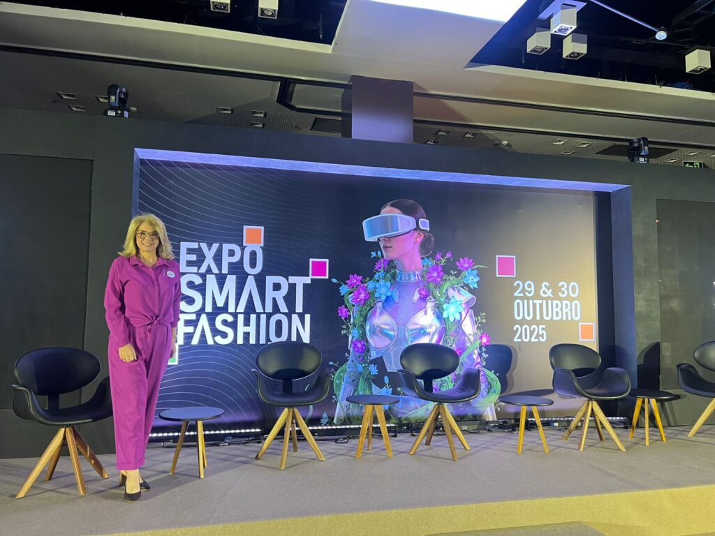 Diretora da CDL Mulher RS compartilha experiências sobre empreendedorismo feminino na Expo Smart Fashion 4 Imagem do WhatsApp de 2025 10 29 as 12.59.17 dc9ab741