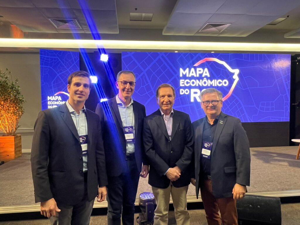 Comprometida com o futuro do varejo, Federação Varejista participa do Mapa Econômico 2025 7 IMG 20251106 WA0095