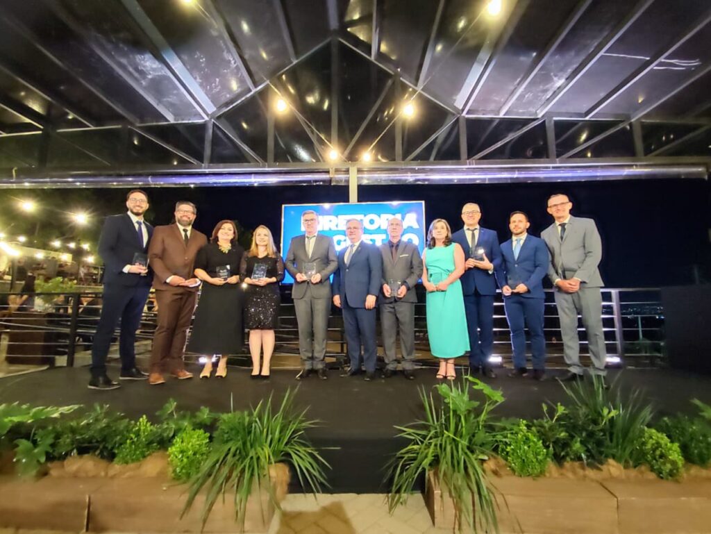 Confraternização marcou posse da nova diretoria da CDL Sapiranga e reuniu associados em celebração especial 5 1 1