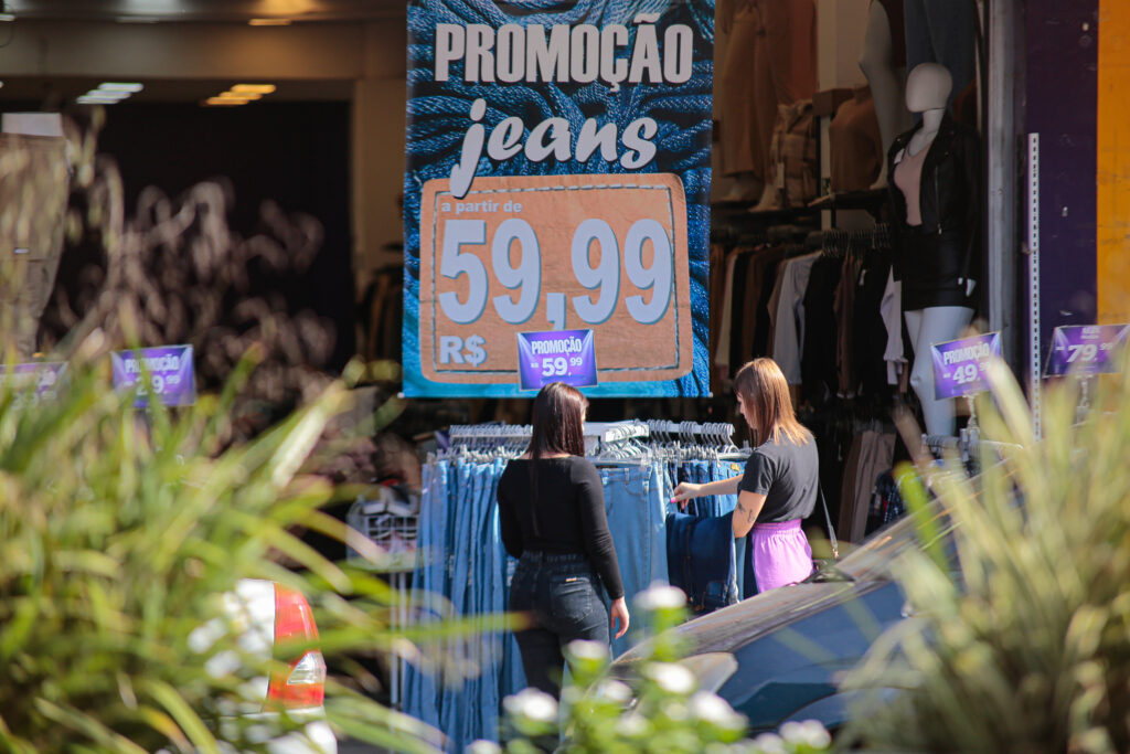 Rio Grande do Sul encerra 2025 com aumento de 11,89% no número de inadimplentes em comparação ao ano anterior 2 MG 4276
