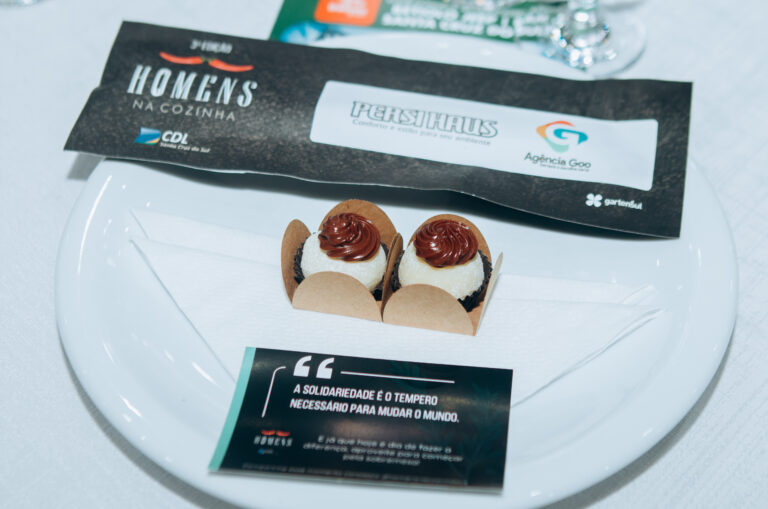 Notícias de Associados 8 464657 1199662 homens na cozinha 14