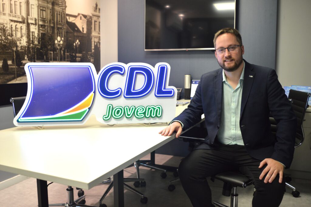 Empresário gaúcho assume coordenação da CDL Jovem Nacional 7 Lucas Magnani novo coordenador nacional da CDL Jovem