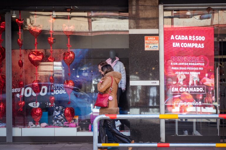 Página Inicial 5 2 A ambientacao das lojas aparece como fator relevante credito Fabio Grison