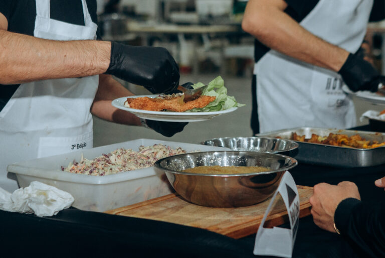 Página Inicial 7 465769 1203308 homens na cozinha 238 1